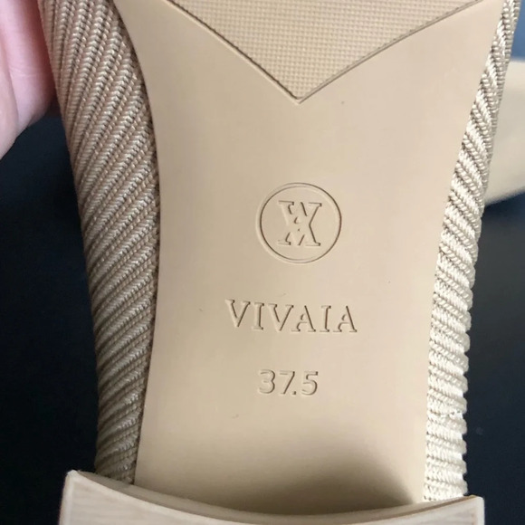 Vivaia Melody Square Toe Chunky Heel Pump Cream Ivory Size EUR 37.5 US 7 - Picture 9 of 12